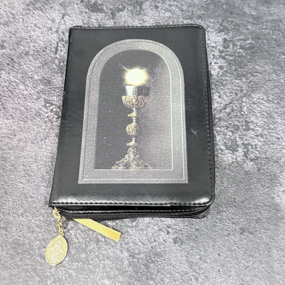 Oxford Holy Bible Revised NAB Leather Zipper Gold Gilded Pages